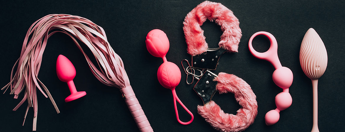 BDSM-seksilelut ja välineet kinkympiin leikkeihin